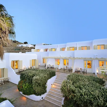 Pelican Hotel 2*