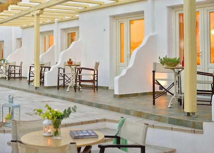 Pelican Mykonos Town